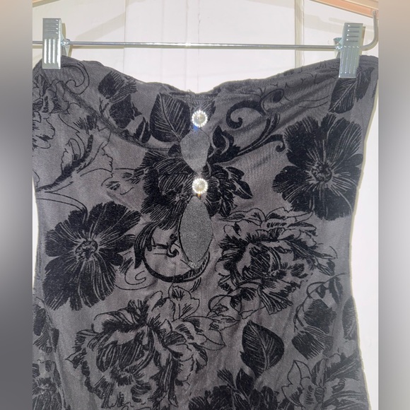 SHEIN SXY see through lace floral strapless dress - Picture 3 of 4